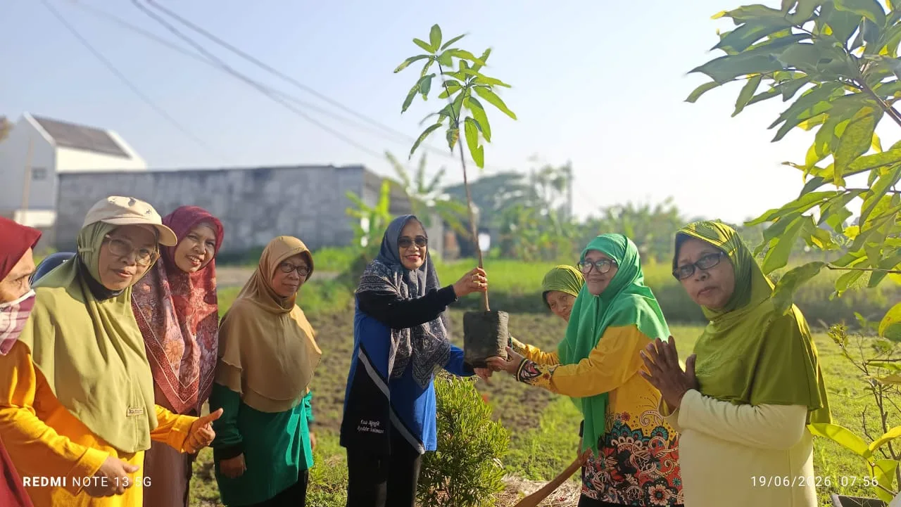 KUA Ngaglik Hijaukan Lingkungan, Wujudkan Ekoteologi Berbasis Majelis Taklim