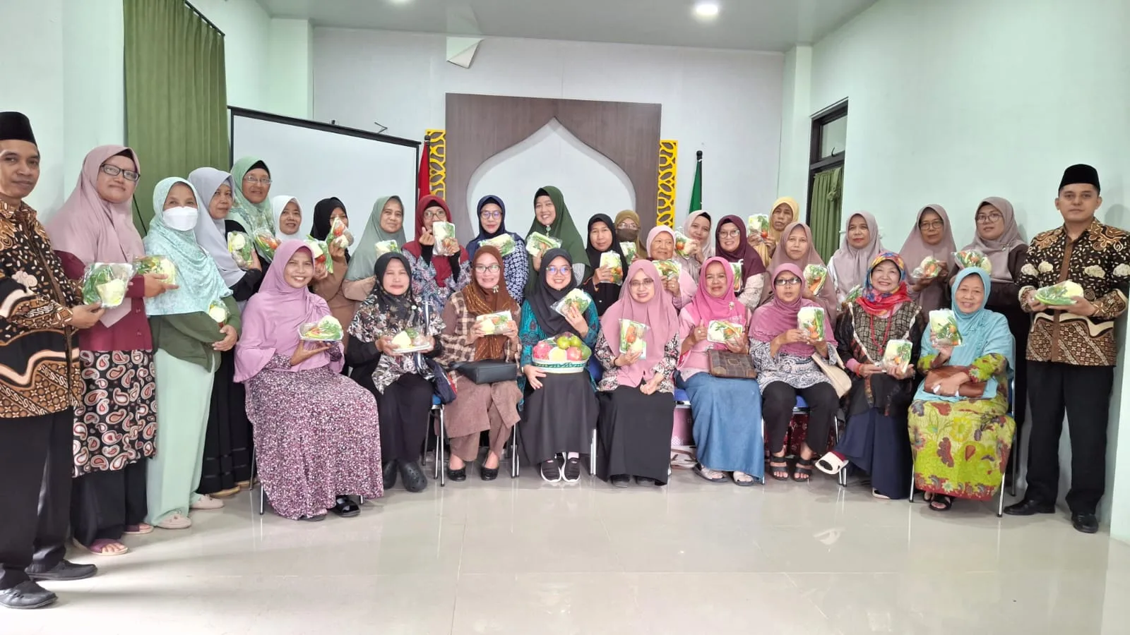 Seminar Ramadan KUA Ngaglik Ajak Jamaah Terapkan Pola Makan Sehat