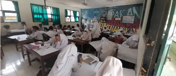 Keren, Siswa MTsN 8 Sleman Belajar Membuat Batik Tulis