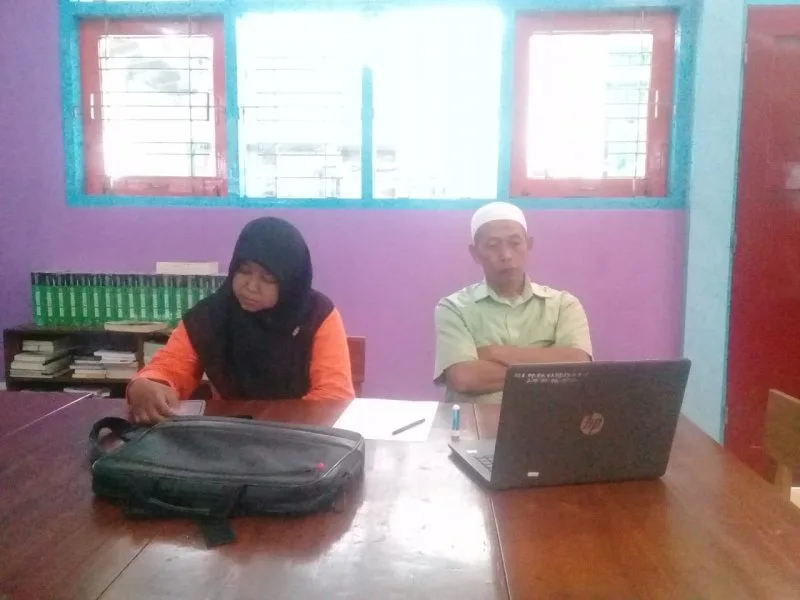 Dua Guru MTsN 8 Sleman Ikut Zoom Bersama Sinergi Sehat Indonesia