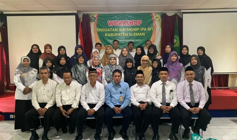 Kembangkan Perangkat Pembelajaran Inovatif, Guru IPA MTsN 4 Sleman Ikuti Workshop Penguatan IKM