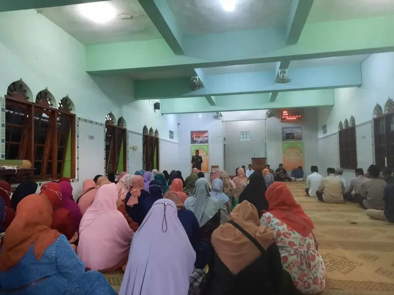 Amalan yang Wajib Dilaksanakan Isi Tausiyah Pengajian Ahad Legi MTs N 8 Sleman