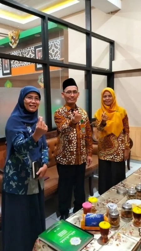 Ketua FPMI Jawa Tengah Studi Tiru di MAN 2 Sleman