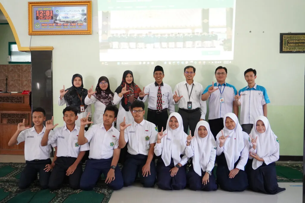 Dorong Minat Baca, MTsN 4 Sleman Launching Perpustakaan Digital