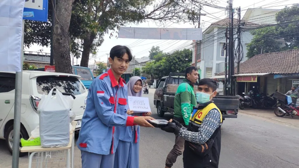 Jum’at Berkah, Galakkan Kepedulian untuk Masyarakat Sekitar