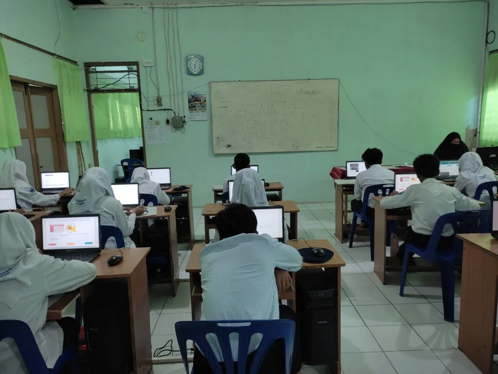 Hari Kedua Gladi Bersih Asesmen Nasional 2023 di MTsN 8 Sleman