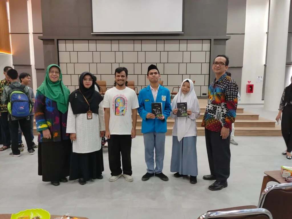 Launching Buku ke-2 Karya Siswa Difabel Netra MAN 2 Sleman