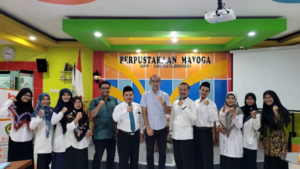 CEO Quipper Asal Jepang Kunjungi MAN 3 Sleman