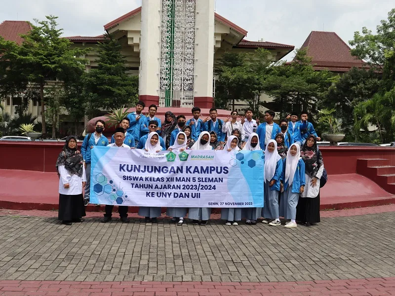 Tingkatkan Motivasi Studi Lanjut, MAN 5 Sleman Adakan Kunjungan Kampus Tahun Ajaran 2023/ 2024