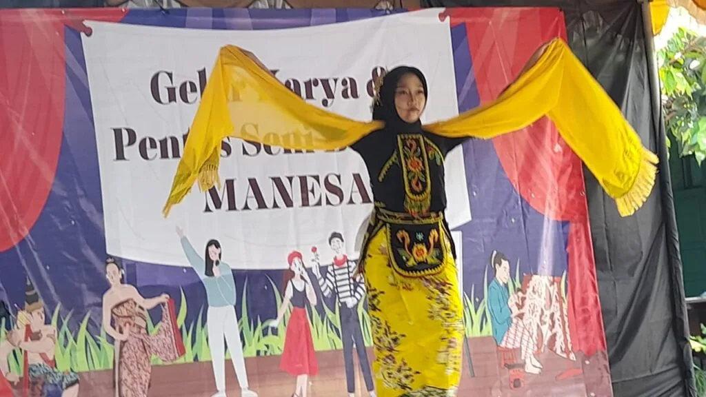 Siswa Kelas 12 MAN 4 Sleman Gelar Karya dan Pentas Seni Budaya