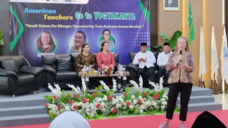 Dua Siswa MTsN 6 Sleman Ikufi Youth Voice For Change