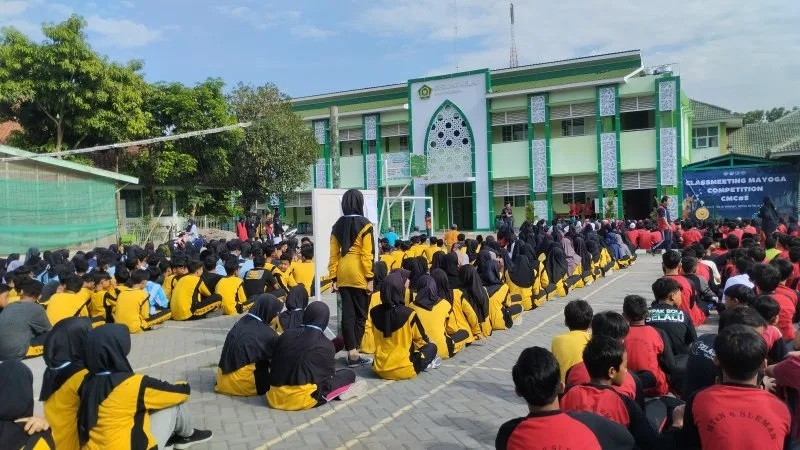 MTsN 6 Sleman Ikuti Senam Integrasi Bersama MAN 3 Sleman