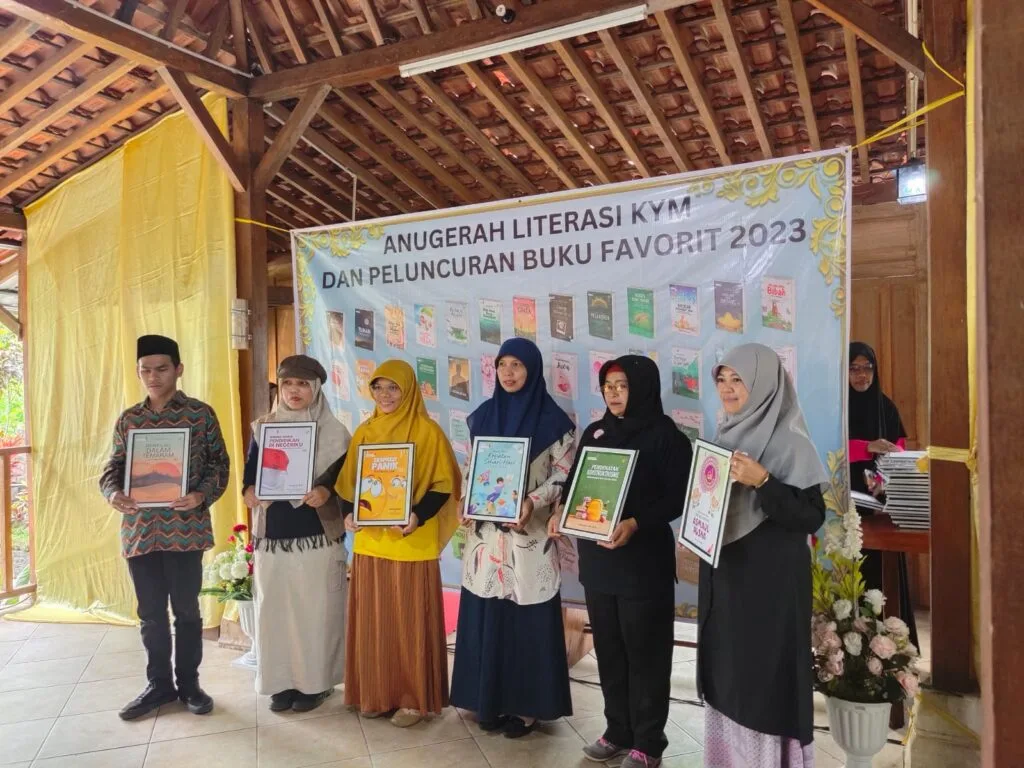 Berkarya Lewat Tulisan, Siswa MAN 2 Sleman Kembali Launching Buku