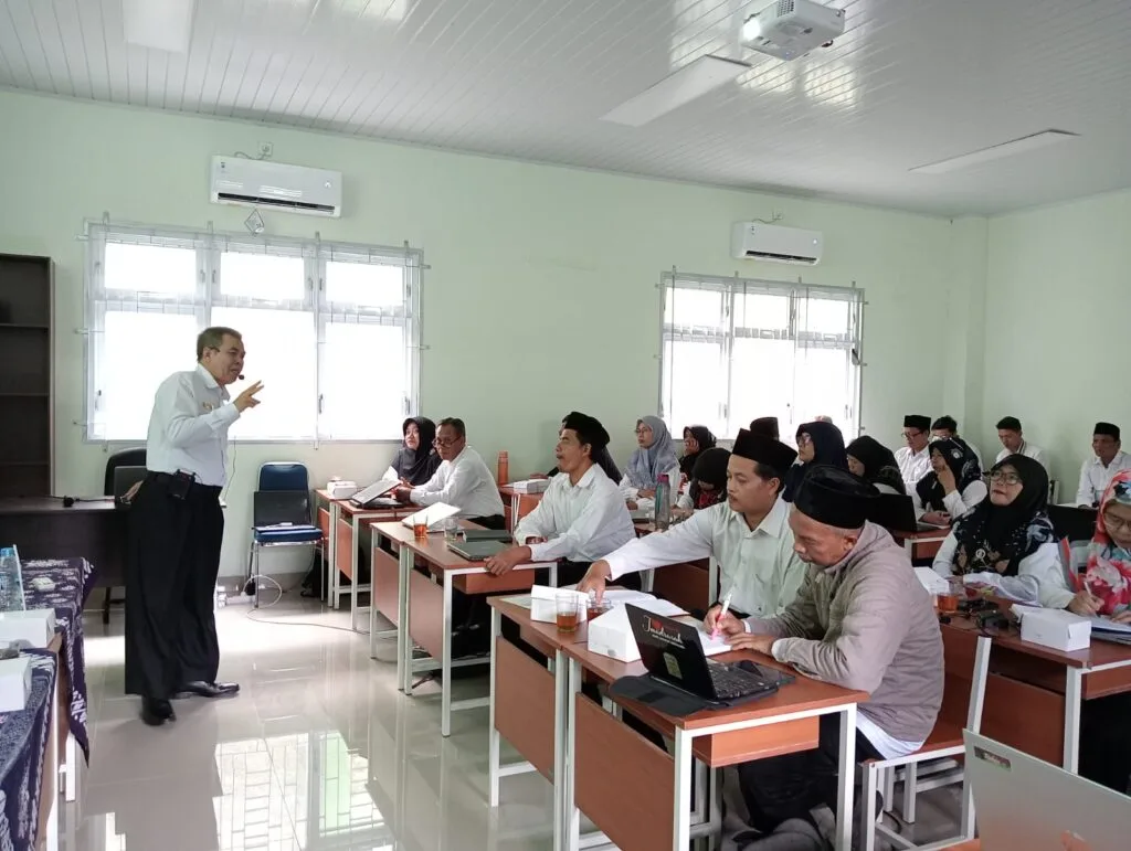 Pelatihan SKP Untuk Guru Dan Pegawai MTsN 1 Sleman