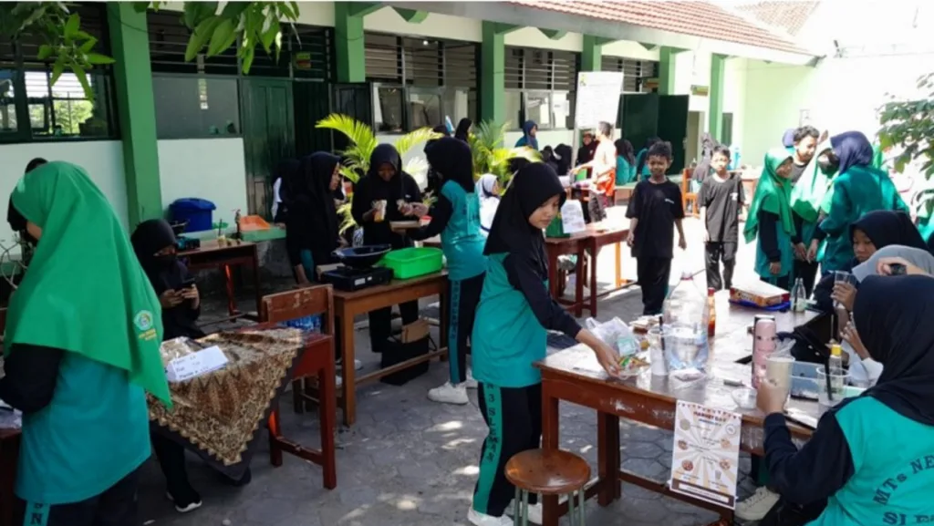 Market Day MTsN 3 Sleman Hari Kedua Makin Semarak