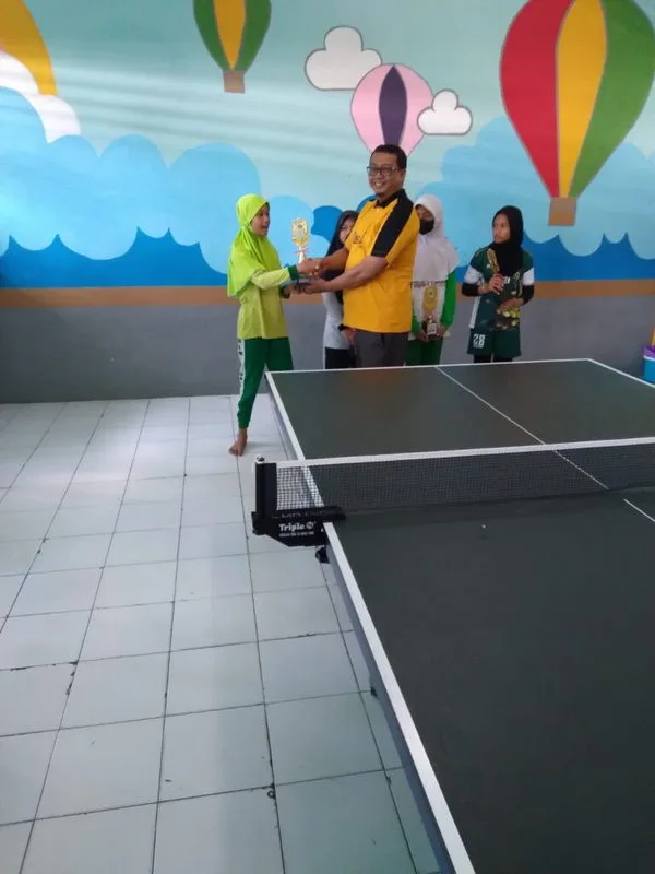 Jawara Tenis Meja, Siswa MIN 2 Sleman Raih Juara Semua Kategori
