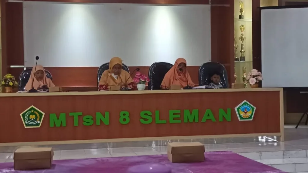 Dharma Wanita Satker MTs N 8 Sleman Bahas Agenda Hari Ibu