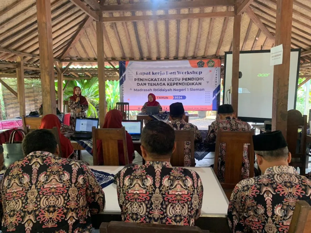 Jelang Tahun Ajaran Baru, MIN 1 Sleman Gelar Rapat Kerja