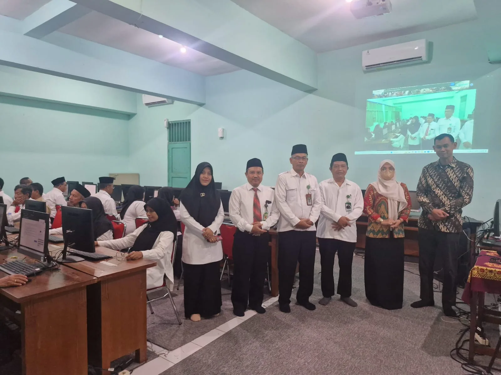 Lima Guru MAN 5 Sleman Uji Kompetensi Kenaikan Jenjang Jabatan Guru Periode 2 Tahun 2024