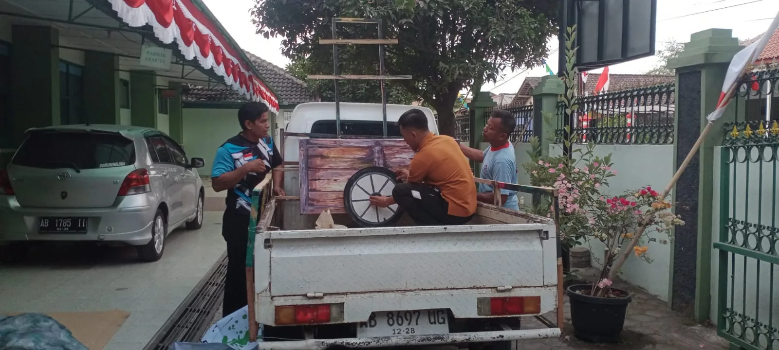 Persiapan MTsN 8 Sleman Jelang Karnaval Budaya Peringatan Keistimewaan Yogyakarta ke-12