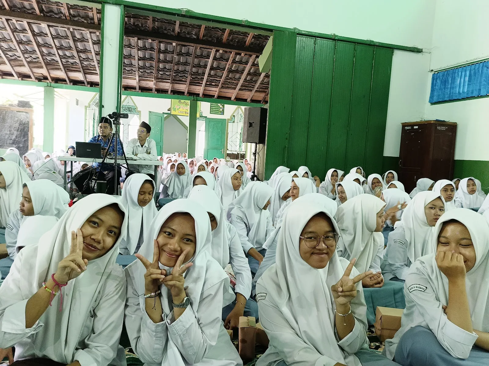 Peringati Maulid Nabi Muhammad SAW 1446 H, MAN 5 Sleman Gelar Pengajian 
