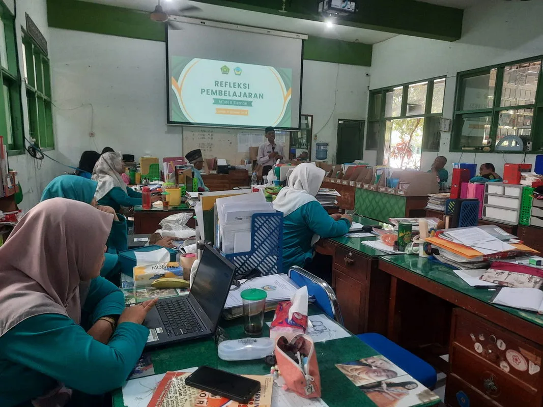 Refleksi Pembelajaran di MTsN 8 Sleman: Tingkatkan Inovasi dan Kualitas Pengajaran