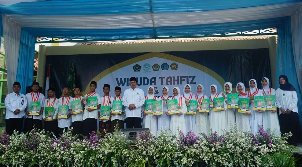 67 Siswa MAN 3 Sleman Resmi Kantongi Sertifikat Wisuda Tahfiz Bersama Madrasah Integrasi