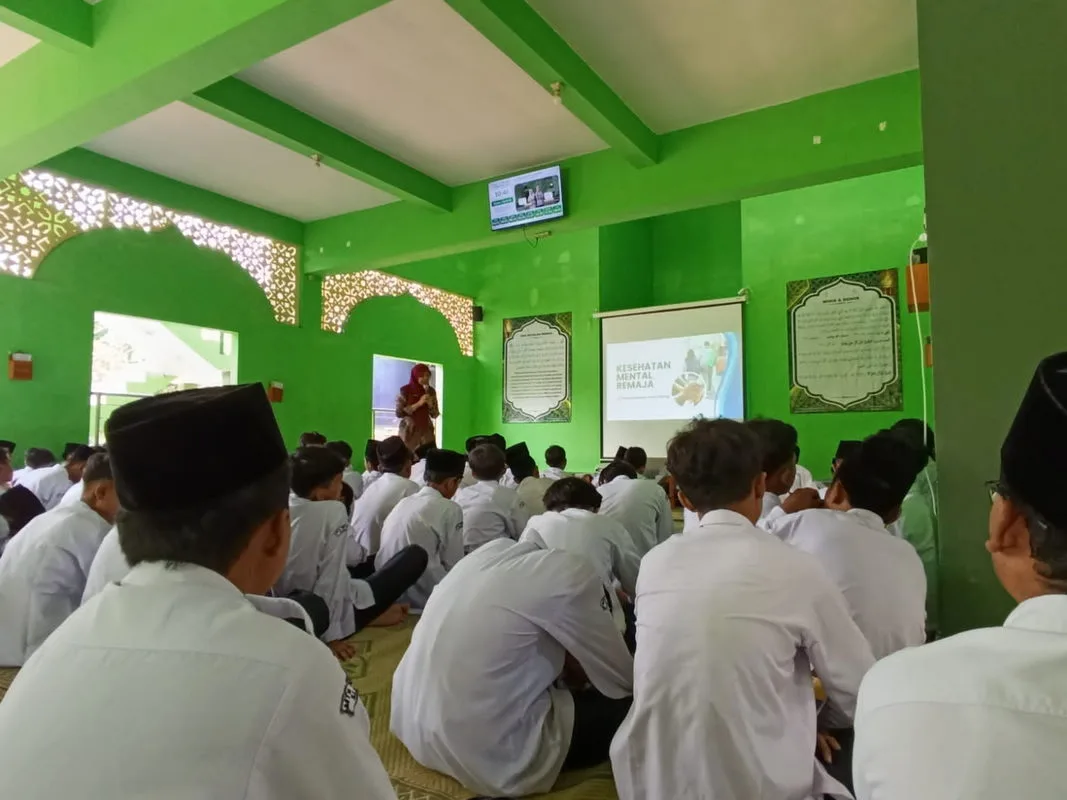 Dalami Persoalan Kesehatan Mental Remaja, Siswa MTsN 2 Sleman Dapatkan Penyuluhan dari RS Grhasia