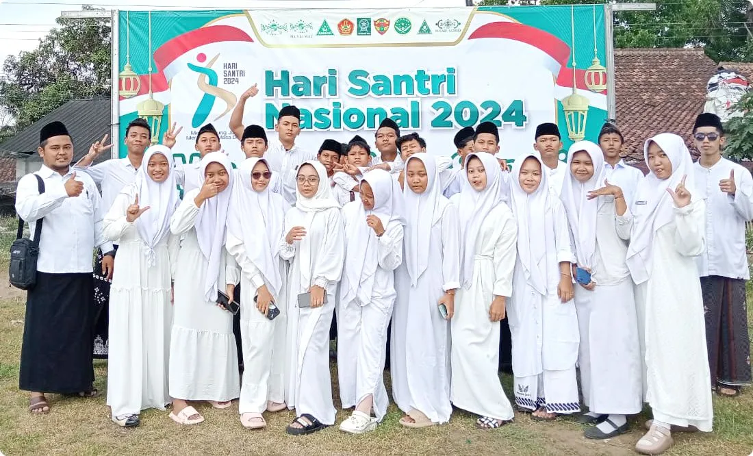 Siswa MAN 5 Sleman Semarakkan Upacara Hari Santri Nasional 2024 di Lapangan Tempel 
