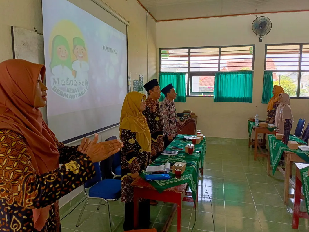Bahas Rencana PKM, Kepala MTsN 2 Sleman Hadiri Rapat Persiapan