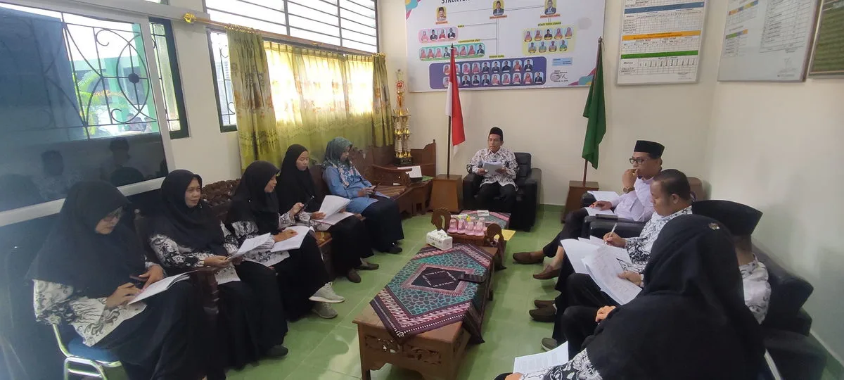 Jelang PKKM, MTs N 3 Sleman Gelar Rapat Koordinasi