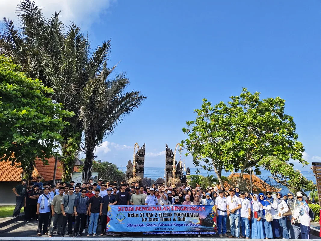 Studi Pengenalan Lingkungan, MAN 2 Sleman Kunjungi Pulau Bali dan Jawa Tengah