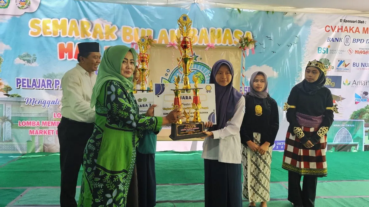 Harumkan Nama MTsN 3 Sleman, Chafiekah Cyntya Shofiana Raih Juara Dua