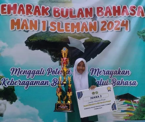 Prestasi Gemilang di Bulan Bahasa: Asyifa Putri Syahbania Juara 2 Lomba Puisi