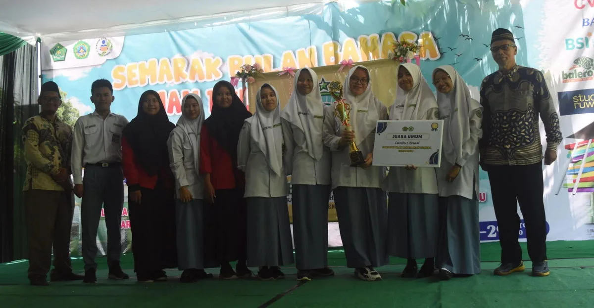 Semarak Bulan Bahasa MAN 1 Sleman, Kelas XII MIPA 3 Raih Juara Umum