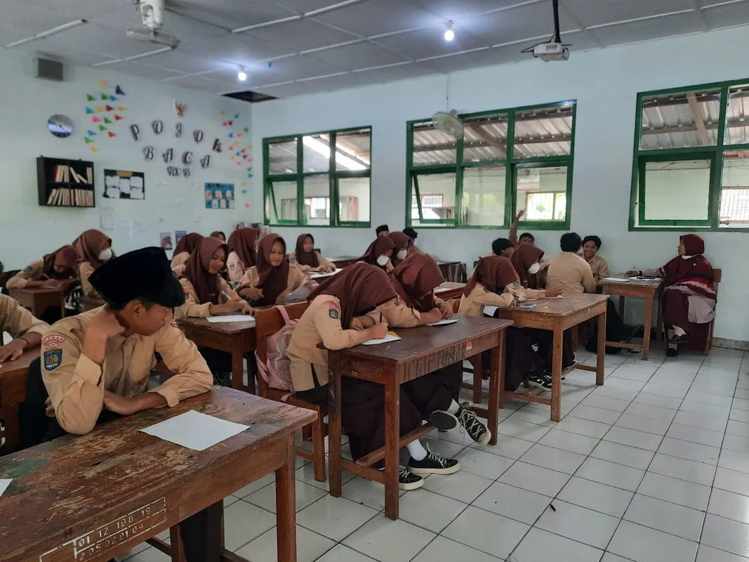 MTsN 8 Sleman Adakan Jumat Karakter dengan Tema Jumat Literasi, Siswa Menulis Cerpen tentang Sahabat