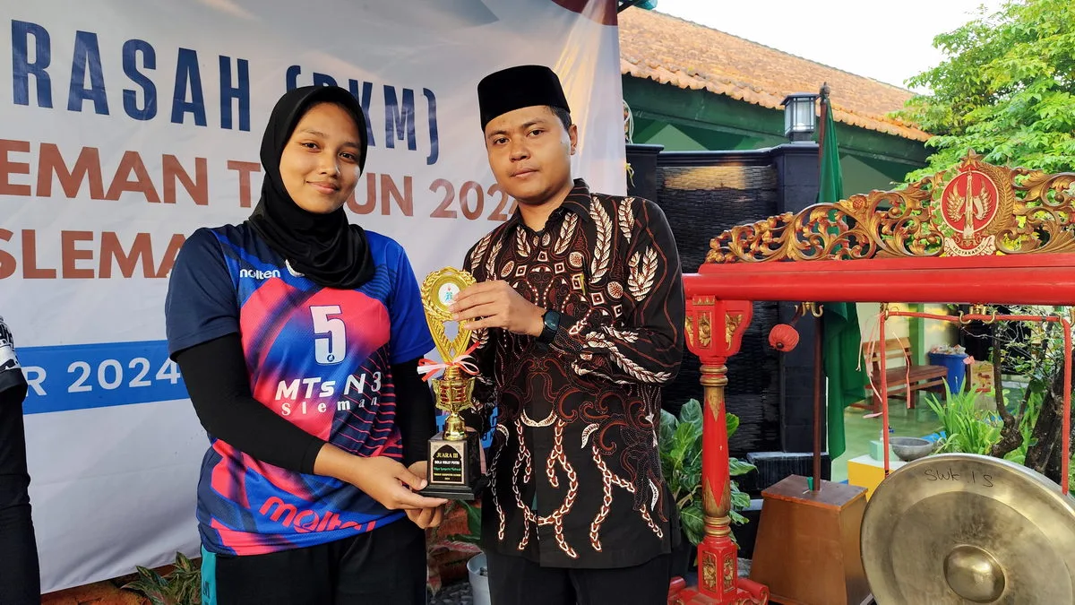 Tim Voli Putri MTs Negeri 3 Sleman, Sabet Juara 3 PKM