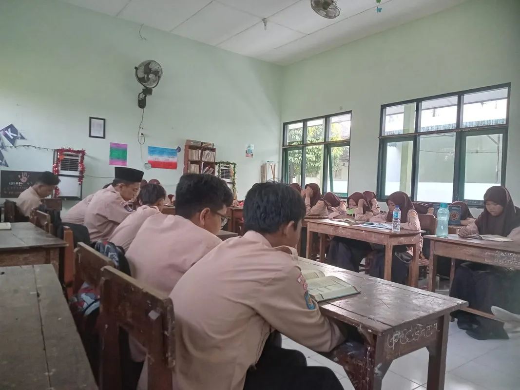 Wujudkan Cinta Al-Qur’an, Siswa Tahfidz MTsN 8 Sleman Baca Al-Kahfi Rutin