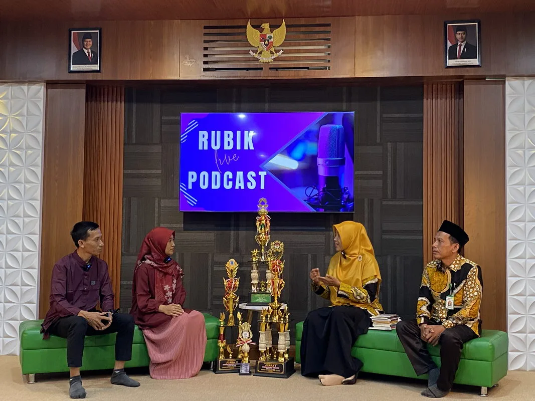 Jadi Bintang Tamu Podcast Rubik, MTs Negeri 3 Sleman Berbagi Kisah Berkah Pagi