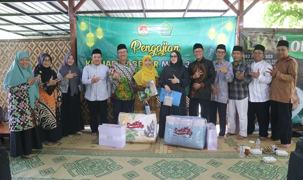 Pengajian Keluarga dan Pamitan Guru MAN 3 Sleman jadi Wadah Merawat Ukhuwah Islamiyah