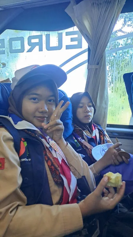 Siswa MTsN 8 Sleman yang Terpilih sebagai Peserta KPMN 2024 Kunjungi Monas