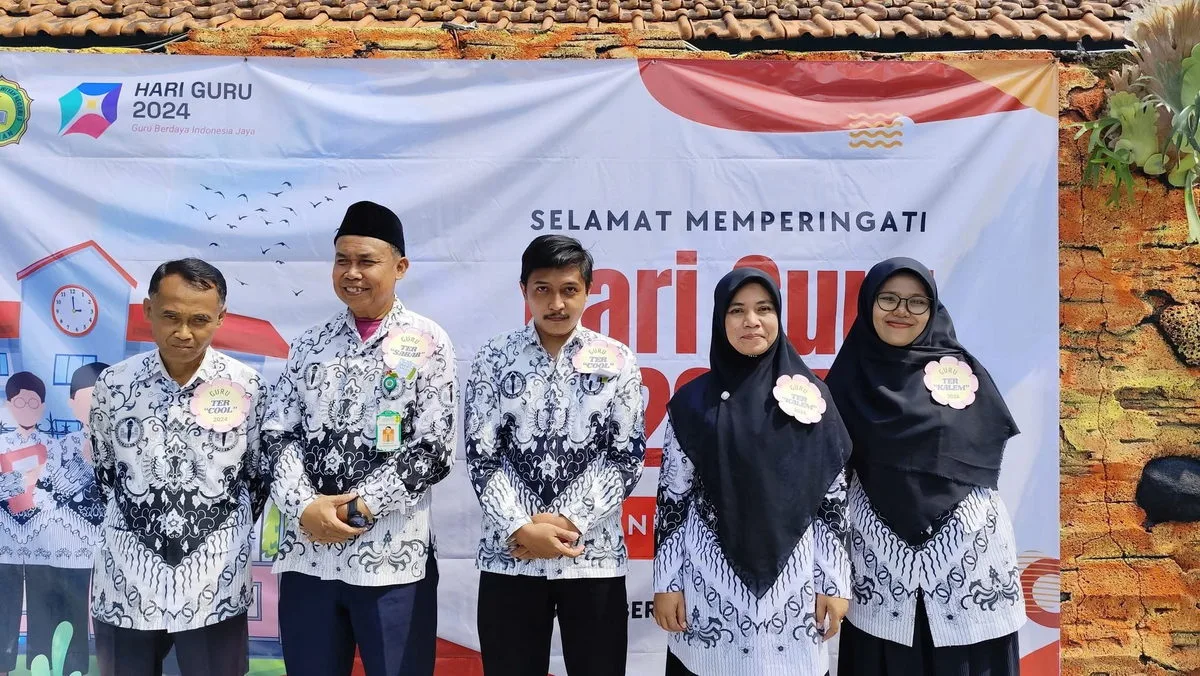 Apresiasi Jasa Guru, MTs Negeri 3 Sleman Tebar Penghargaan