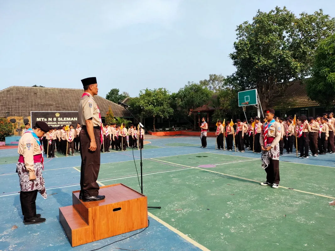 Gugus Depan MTsN 8 Sleman Resmi Mulai Lomba Tingkat I dengan Upacara Pembukaan