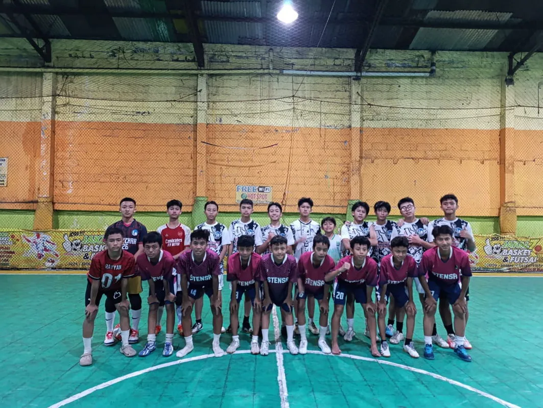 Siswa MTsN 6 Sleman Juara Futsal di Pertandingan Persahabatan