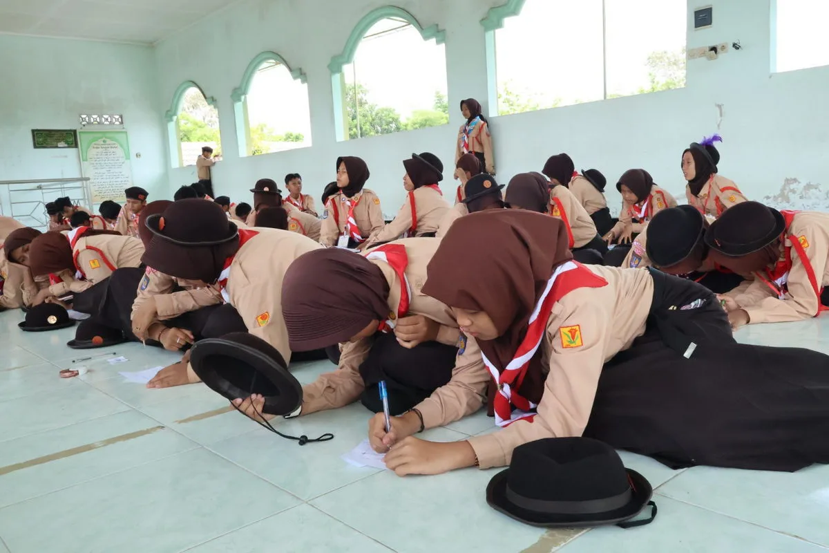 Uji Pengetahuan dalam Cerdas Cermat Pramuka di Lomba Tingkat I MTsN 8 Sleman