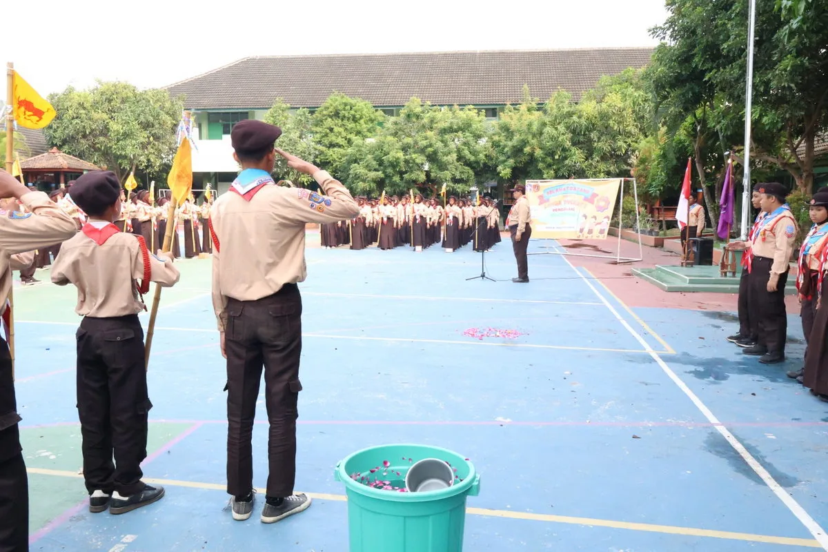 Upacara Penutupan Lomba Tingkat I Gugus Depan 09.047-09.048 MTsN 8 Sleman
