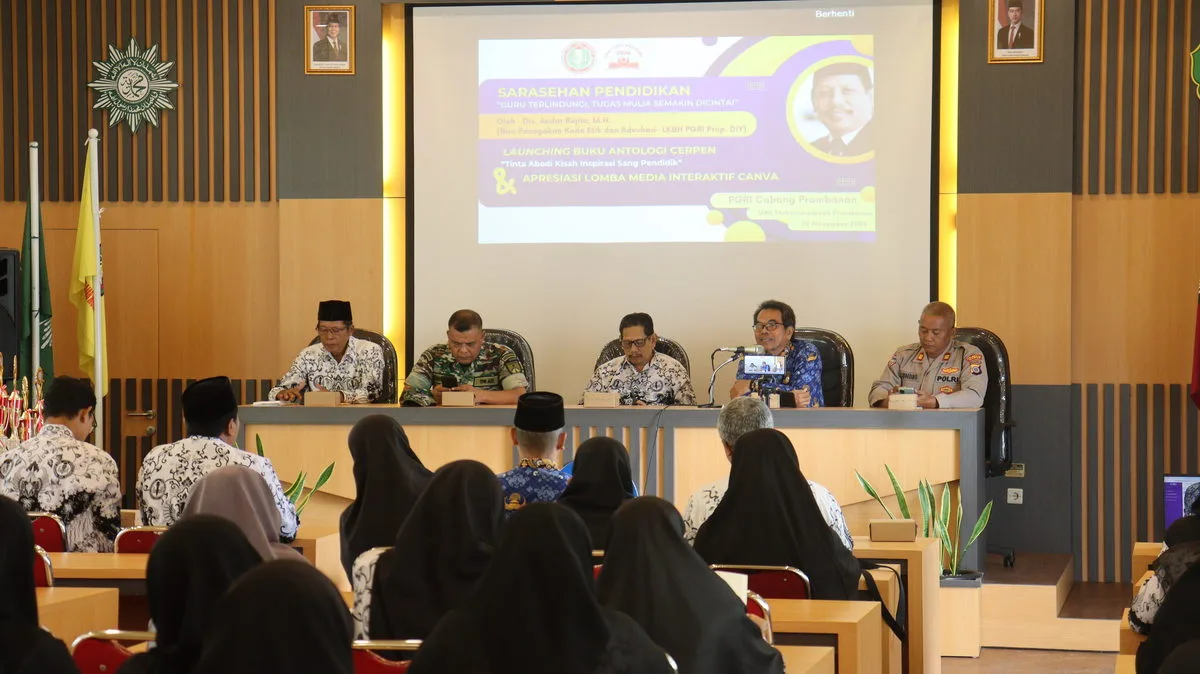 Kepala MTsN 8 Sleman Ikuti Sarasehan Pendidikan dan Launching Buku “Tinta Abadi”