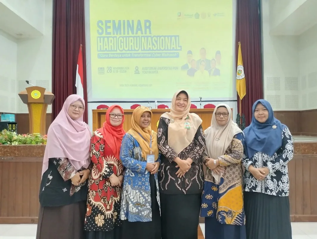 Guru MTsN 9 Sleman Semangat Ikuti Seminar HGN 2024 di Universitas PGRI Yogyakarta