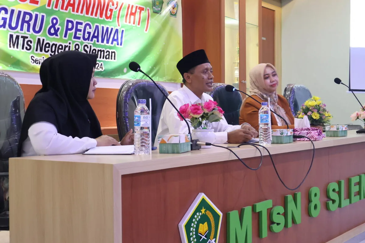 Kepala MTsN 8 Sleman Tekankan Pentingnya Pelayanan Prima dalam Setiap Aspek Pendidikan