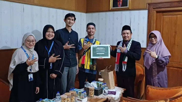 Sahabat Yatim Goes to MAN 3 Sleman: Pengajian dan Penggalangan Dana untuk Palestina